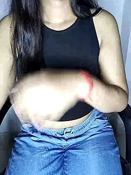 Snapshot of Ms_Neera chatting on March 19, 2025, 10:42 pm Ms Neera online show from March 19, 2025, 10:42 pm