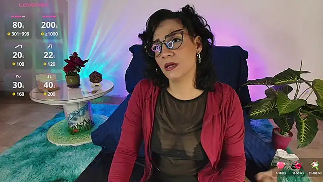 Snapshot of Elliee_ chatting on February 24, 2025, 12:37 pm Elliee online show from February 24, 2025, 12:37 pm