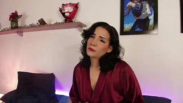 Snapshot of Elliee_ chatting on September 13, 2025, 5:57 pm Elliee online show from September 13, 2025, 5:57 pm