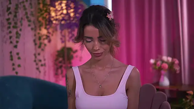 TheAyana online show from November 18, 2025, 11:25 am