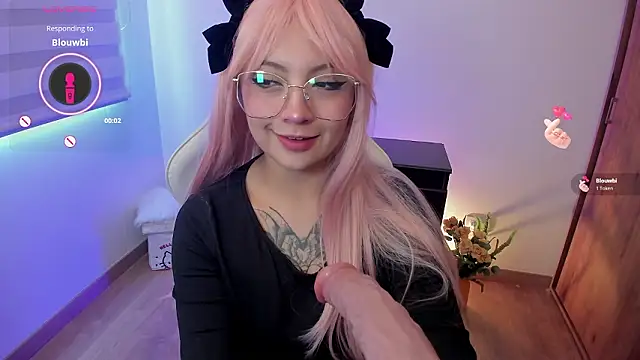 Snapshot of Hannya_moon chatting on February 16, 2026, 5:53 pm Hannya moon online show from February 16, 2026, 5:53 pm