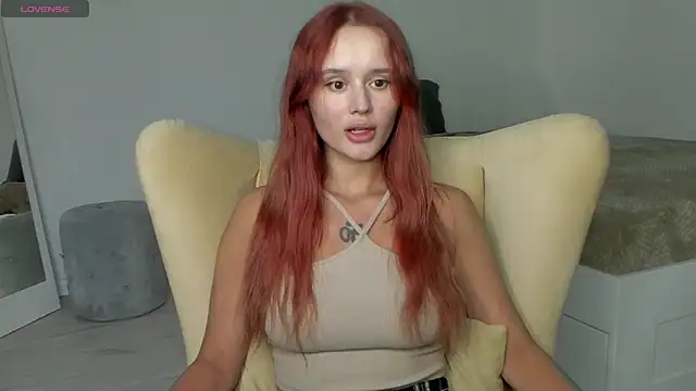 Snapshot of alicexforever chatting on February 19, 2025, 6:10 pm alicexforever online show from February 19, 2025, 6:10 pm