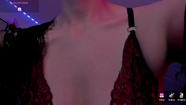 Ich Bin Julia online show from January 17, 2025, 4:36 pm