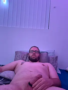 Snapshot of Comfortable_Bite chatting on November 3, 2025, 12:28 pm Comfortable Bite online show from November 3, 2025, 12:28 pm