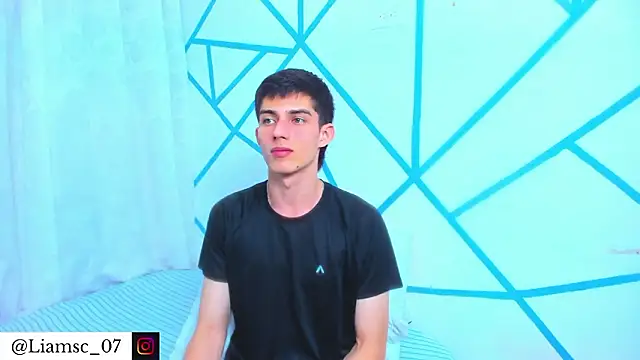 liam scott77 online show from February 4, 2026, 1:55 am