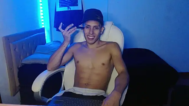 Snapshot of Iruma_fat_dick777 chatting on February 15, 2025, 9:37 pm Iruma fat dick777 online show from February 15, 2025, 9:37 pm