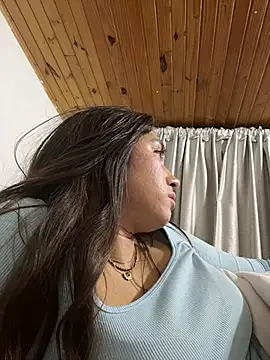 Barbielatinas online show from December 18, 2025, 3:45 am