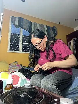 Snapshot of Freya_Artemisa chatting on April 24, 2026, 11:07 pm Freya Artemisa online show from April 24, 2026, 11:07 pm