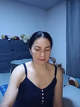 renata hot1 online show from May 21, 2026, 10:50 pm
