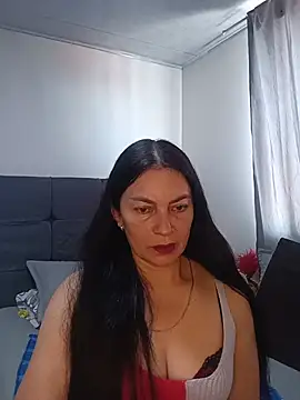 renata hot1 online show from July 3, 2026, 6:58 pm