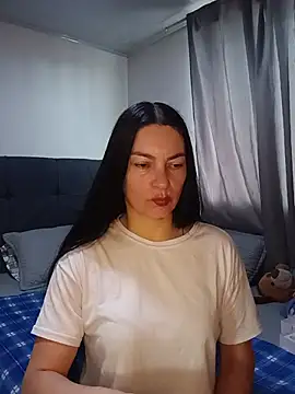 renata hot1 online show from July 21, 2026, 9:17 pm