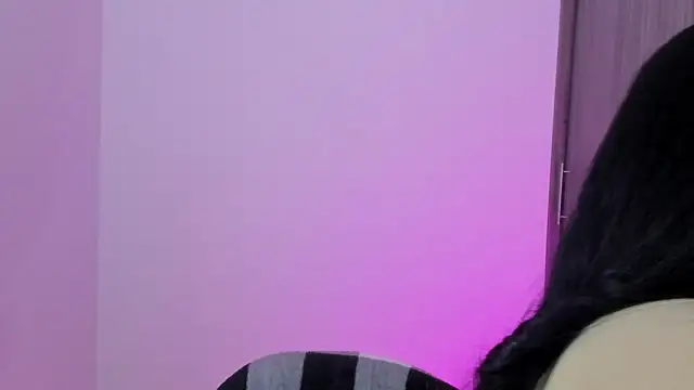 Natasha su  online show from April 3, 2026, 6:22 am