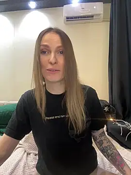 Snapshot of RachelBelI chatting on March 14, 2025, 11:11 pm RachelBelI online show from March 14, 2025, 11:11 pm