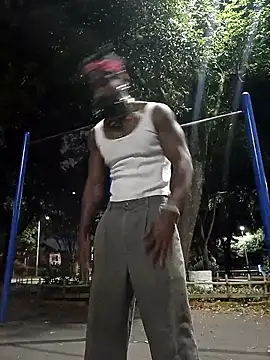 Siriss boyrag online show from February 4, 2026, 4:51 am