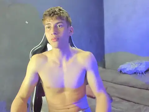 Snapshot of miguel_hz chatting on March 13, 2025, 11:59 pm miguel hz online show from March 13, 2025, 11:59 pm