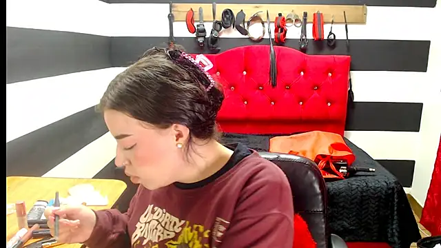 Snapshot of Marian_Ran chatting on January 6, 2025, 3:09 am Marian Ran online show from January 6, 2025, 3:09 am