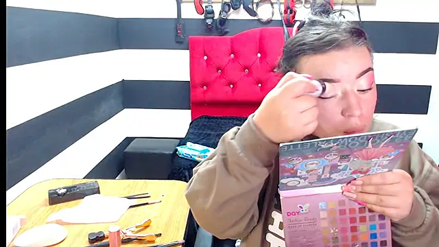 Snapshot of Marian_Ran chatting on January 7, 2025, 3:24 am Marian Ran online show from January 7, 2025, 3:24 am