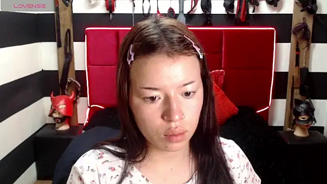 Snapshot of Marian_Ran chatting on October 21, 2025, 4:57 am Marian Ran online show from October 21, 2025, 4:57 am