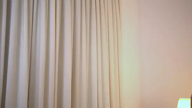 AdelineKing online show from July 14, 2026, 1:52 am