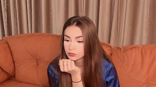 Snapshot of BeaNelson chatting on January 25, 2025, 5:29 am BeaNelson online show from January 25, 2025, 5:29 am