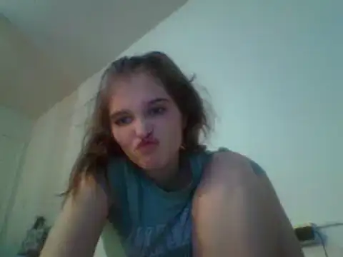 mscupcake9 online show from December 21, 2024, 7:13 am