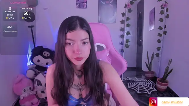 Snapshot of cami_mila9 chatting on October 25, 2025, 11:10 pm cami mila9 online show from October 25, 2025, 11:10 pm