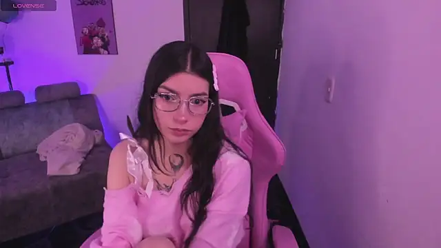 cami mila9 online show from December 1, 2025, 10:26 pm