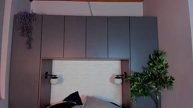 Ian Daviz online show from February 6, 2025, 2:22 am