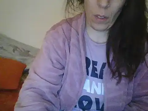 hairygirl80 online show from December 27, 2024, 10:05 pm