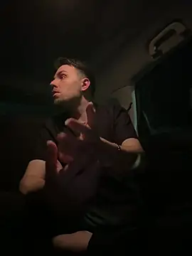 malikwrightstrips online show from March 27, 2026, 2:06 am