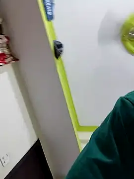 Snapshot of Kashish_18 chatting on November 27, 2025, 8:22 pm Kashish 18 online show from November 27, 2025, 8:22 pm