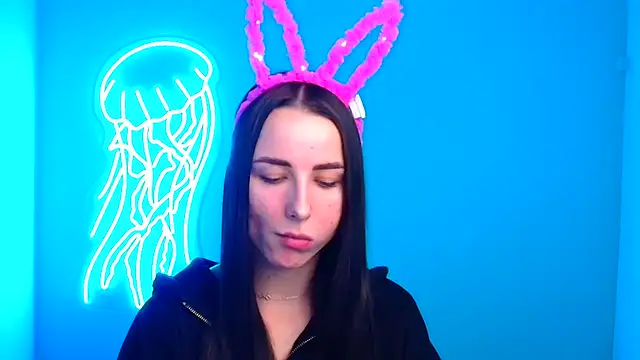 Eva Janee online show from December 5, 2024, 7:16 am