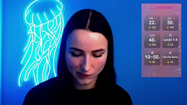 Eva Janee online show from January 16, 2025, 12:31 pm