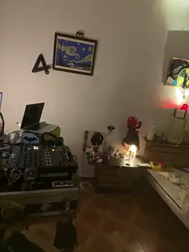 PutaNieves1983 online show from September 9, 2025, 10:20 pm