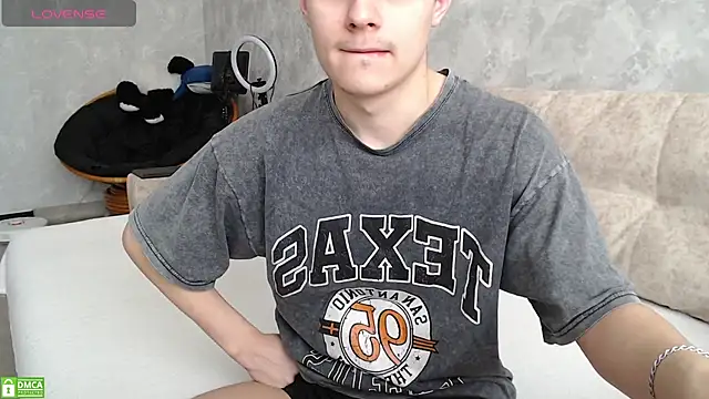 Fire Ice77 online show from March 14, 2025, 4:32 am