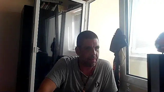 YouWantMe666 online show from July 28, 2026, 1:43 pm