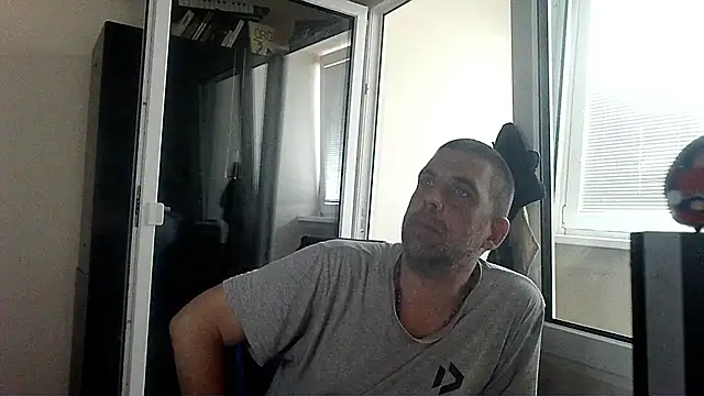 YouWantMe666 online show from July 28, 2026, 5:34 pm