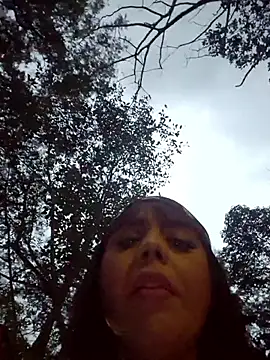 Tamyjenkins1 online show from November 9, 2025, 10:52 pm