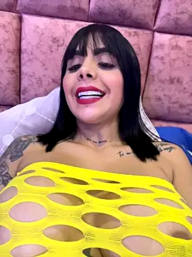 Tamyjenkins1 online show from November 14, 2025, 5:39 am