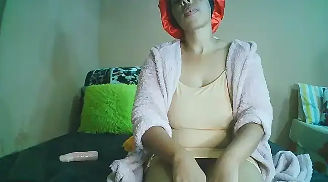 White Porshe online show from March 19, 2025, 2:37 am