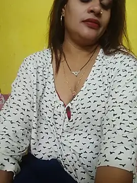 Sexyranibhabhi online show from June 22, 2026, 3:31 pm