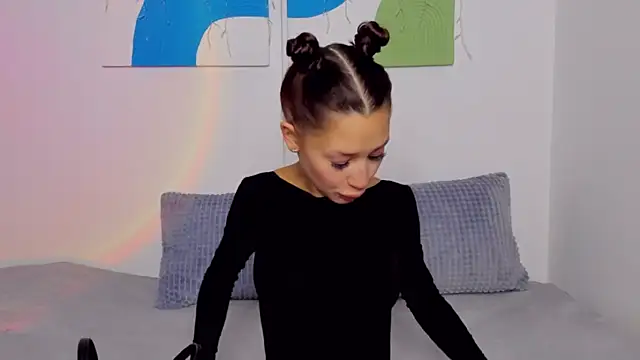 Snapshot of SelenaRousey chatting on March 13, 2025, 5:33 am SelenaRousey online show from March 13, 2025, 5:33 am