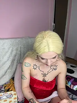 MoonAgnes online show from December 26, 2024, 10:20 pm