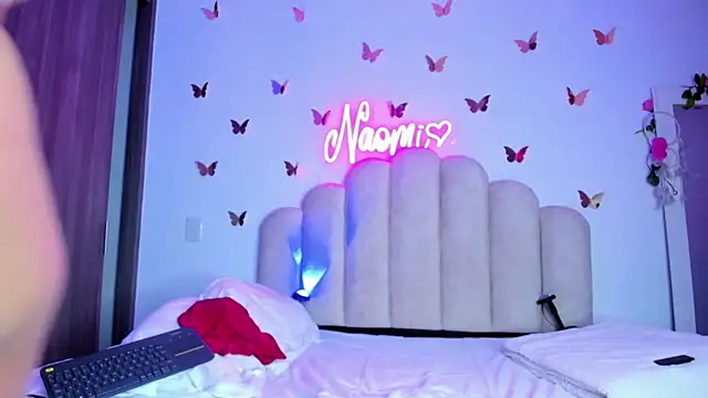 Snapshot of NaomiAsha chatting on November 20, 2025, 12:00 am NaomiAsha online show from November 20, 2025, 12:00 am