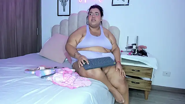 NaomiAsha online show from March 9, 2026, 8:13 pm