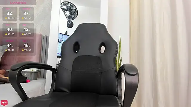 Kimmie kaboom x online show from September 29, 2025, 6:57 pm