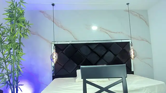 AngelaaCute  online show from October 7, 2025, 12:13 pm