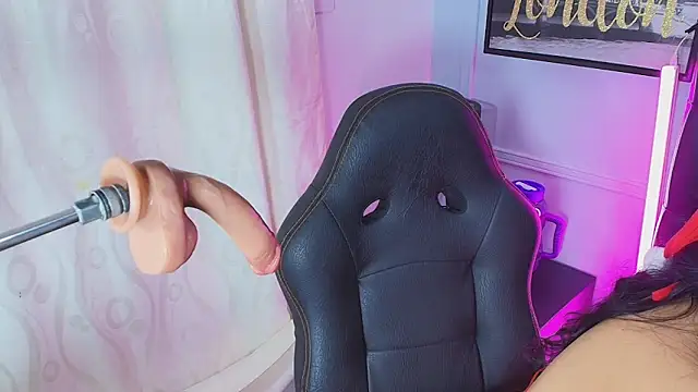 Lizz Tender online show from December 24, 2024, 12:44 pm