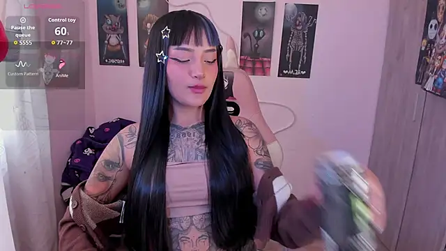 Snapshot of Sweet-bunny1 chatting on June 4, 2026, 8:04 pm Sweet-bunny1 online show from June 4, 2026, 8:04 pm