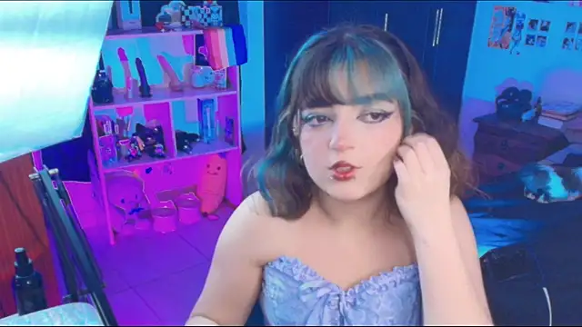 meraki fraise online show from July 12, 2026, 9:06 pm